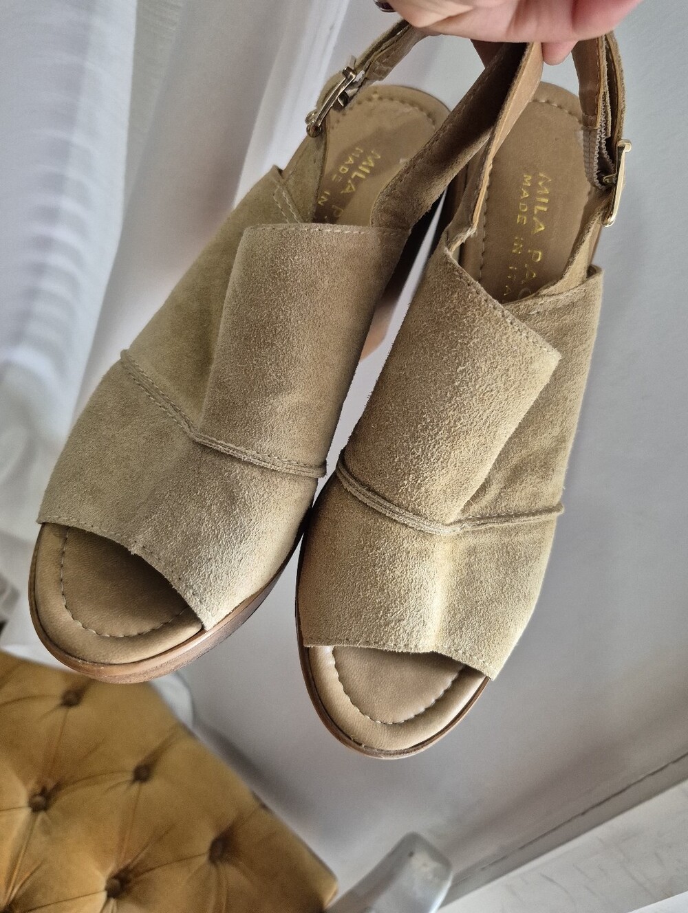 Mila Paoli Italy Tan Suede Open Toe Ankle Strap Platform Wedge Sandals 7